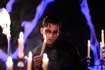 Liam Holland - Vampir und Halloween
