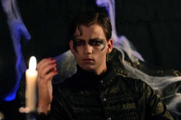 Liam Holland - Vampir und Halloween