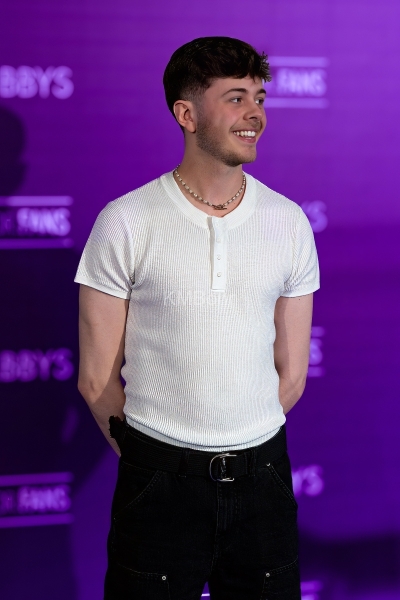 Jay Barrett on the Purple Carpet at Grabbys Europe 2026