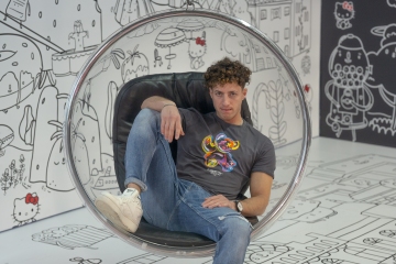 Tarek Hamoud im Supercandy Pop-Up Museum Köln