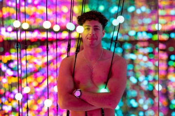 Tarek Hamoud im Supercandy Pop-Up Museum Köln